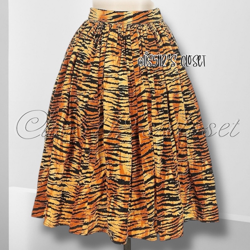 Pinup Couture x Deadly Dames by Micheline Pitt Tiger Print Swing Skirt XS - Picture 12 of 14